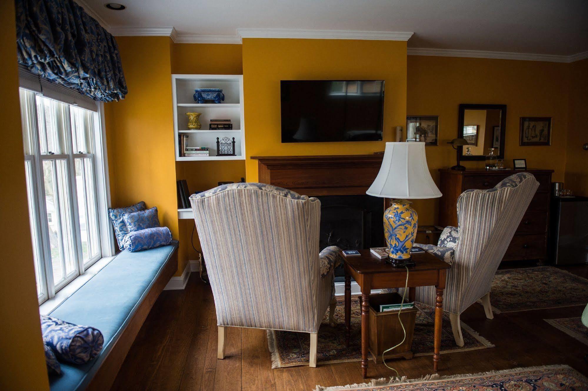 Ashby Inn & Restaurant Paris Екстер'єр фото