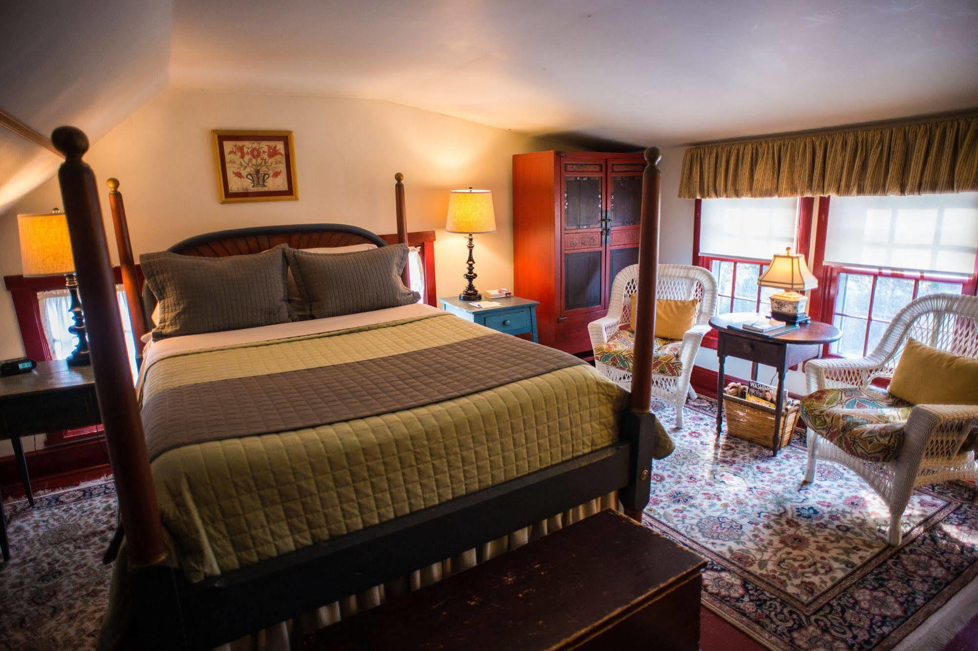 Ashby Inn & Restaurant Paris Екстер'єр фото