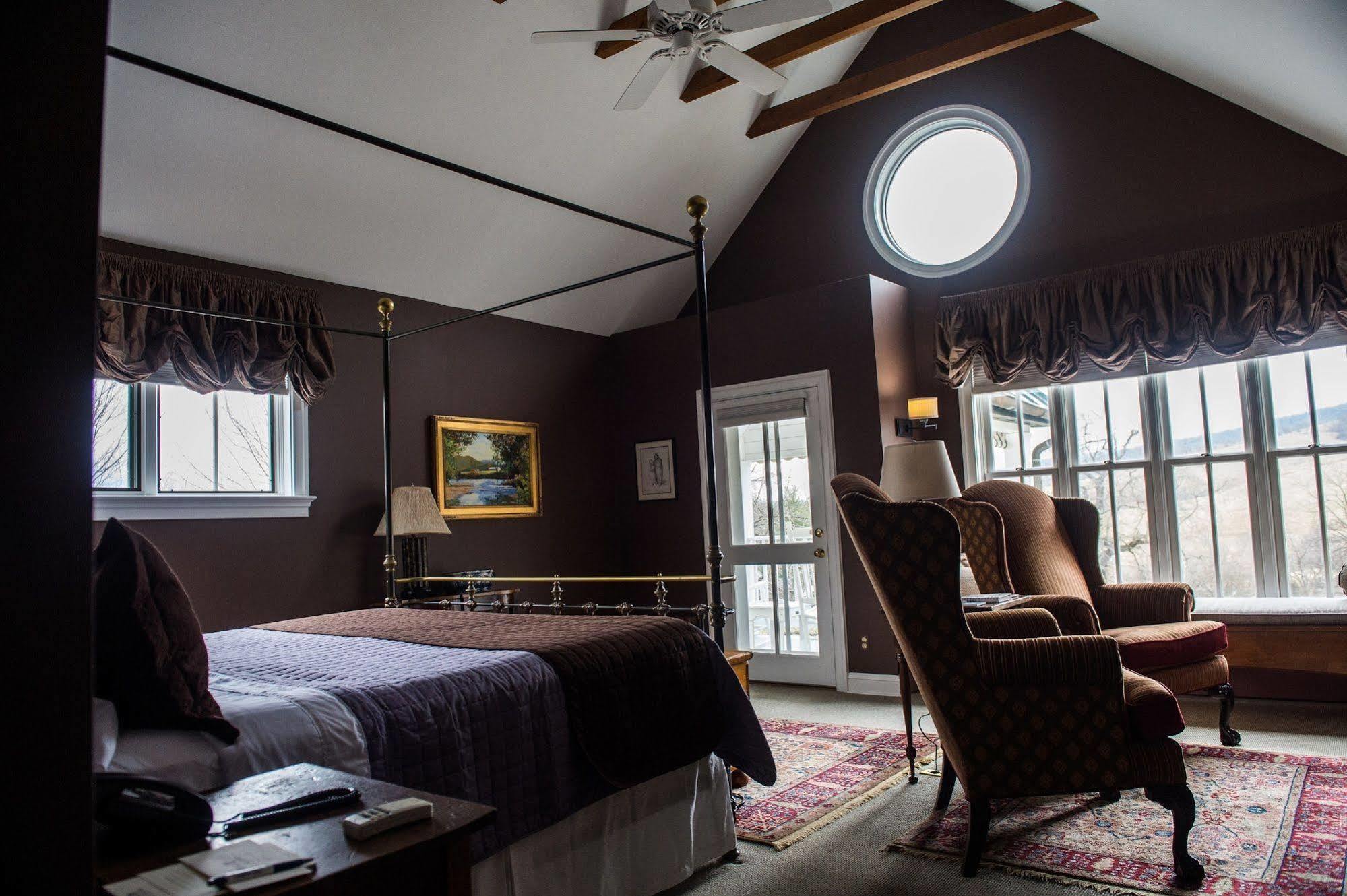 Ashby Inn & Restaurant Paris Екстер'єр фото